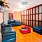 Loft Hotel