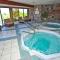 Carson Valley Motor Lodge and Suites