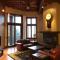 901 by Fernie Central Reservations