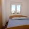 Foto: Apartments by the sea Rastici, Ciovo - 4293 10/27