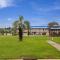 Motel 6-Winnie, TX - ويني