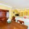 ViVa Cumbres - Villa with pool, jacuzzi and sea view