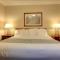 Alpine Inn & Suites Rockford