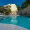 City Center Suites - Apartment with Terrace and Private Pool