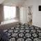 Cable Court Motel