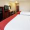 Holiday Inn Express- West Sacramento, an IHG Hotel