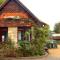 Tovey Lodge