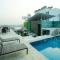 Coventina Lake Suites