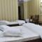 Edys Royal Predeal