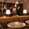 Hotel Schani Salon