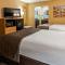 Best Western Plus Landing View Inn & Suites