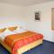 Hotel Am Segelhafen & Free Parking