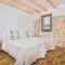Townhouse Can Coa by SunVillas Mallorca