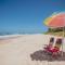 Flat Guarajuba Beira da Praia pé na areia
