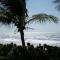 Flat Guarajuba Beira da Praia pé na areia