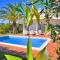 Foto: Almancil Villa Sleeps 9 Pool Air Con WiFi 17/18