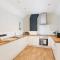 City Apartments - Monkbar Mews