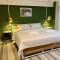 You Empire Hostel & Bar