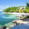 Las Rocas Resort and Dive Center