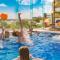 Nomads Hotel & Rooftop Pool Cancun