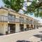 Kauri Court Motel and Apartments