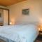 LAAX Homes - Val Signina 8-18