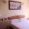 Hostal Madrid Paris