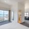 Bay 10 - Suites and Apartments