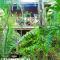 Las Rocas Resort and Dive Center