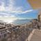 Penthouse Frontline Apartment Next to Beach