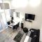 LEA APARTMENT - FREE PARKING in front for 2 cars