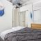 Trifecta 2BR Free Parking Modern Superhost - Дарем