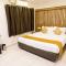 The Porch Inn Hotel/Service Apartments