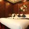 Sathu Hotel