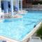 Hotel Embassy