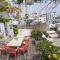 Full House Hostel