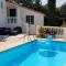 Villa T3 à 10 de Cassis - Piscine privée et cuisine dété extérieure