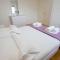 Apartment Glavina with private pool - Makarská