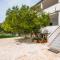 Apartman Iva-family holiday 250 m from pebble beach