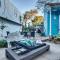 7 Bedroom - Sleeps 14! Next to Bourbon Street