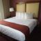 Best Western PLUS Hannaford Inn & Suites