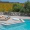 Foto: Paros Villa Sleeps 7 Pool Air Con WiFi 5/20