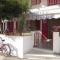 Appartamento In Riva Al Mare con Posto Auto E Disponibilità Bicicletta