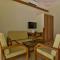 Sonikas Holiday Homes (Studio)