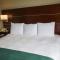 Wyndham Moline on John Deere Commons - مولين