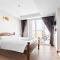 Royale 8 Ville Guest House