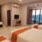 White House Homestay