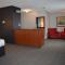 Country Inn & Suites by Radisson, Northwood, IA - Northwood