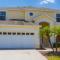 Disney Dream with Hot Tub, Pool, Xbox, Games Room, Lakeview, 10 min to Disney, Clubhouse