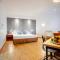 BM Beach Hotel